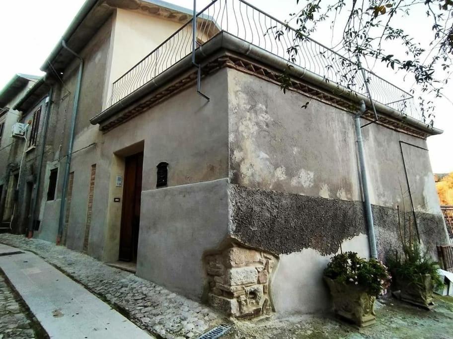 Casa In Antico Borgo Medievale A Tarano Ri, Via Giacomo Leopardi, 15 Villa Exterior foto